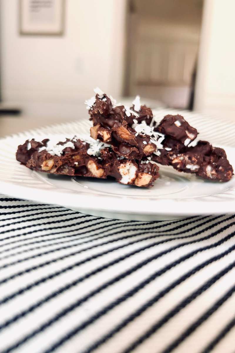 no-bake-chocolate-treats-made-in-10-minutes-rejoice-about